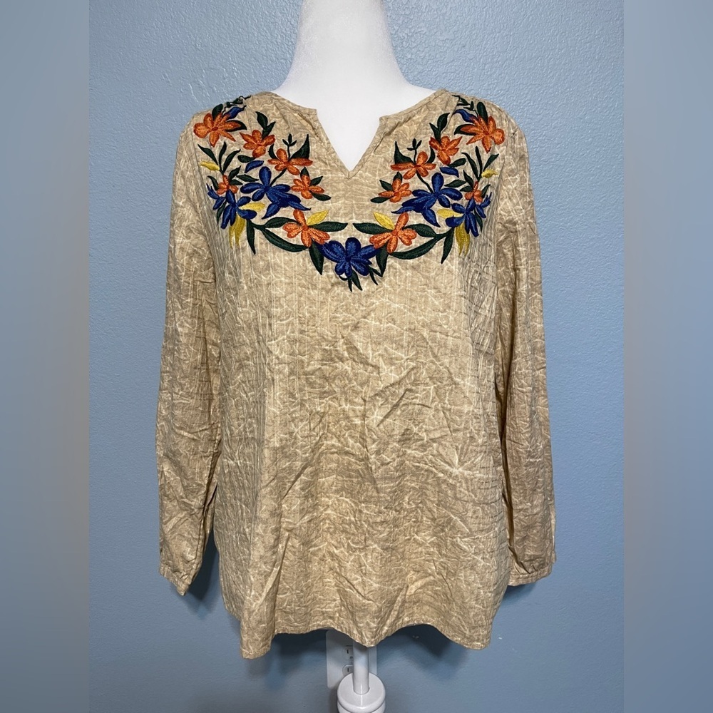 Chico’s Embroidered Floral Tunic Top Boho Crinkle Long Sleeve Size 2 Large